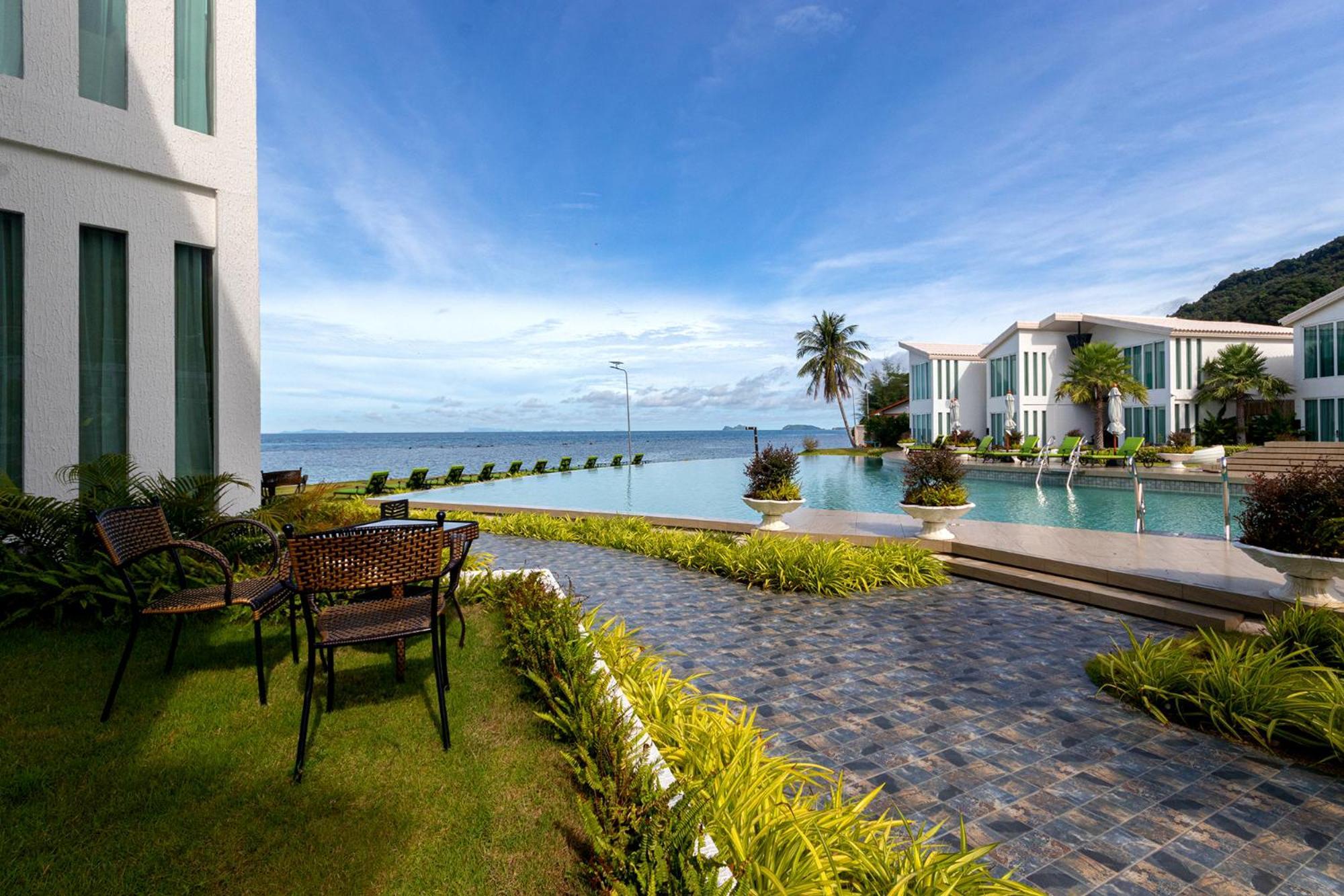 Vannee Golden Sands Beachfront Resort Хад-Рін Екстер'єр фото